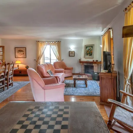 Cosy House Near With Shared Swimming Pool * Porto de Mós