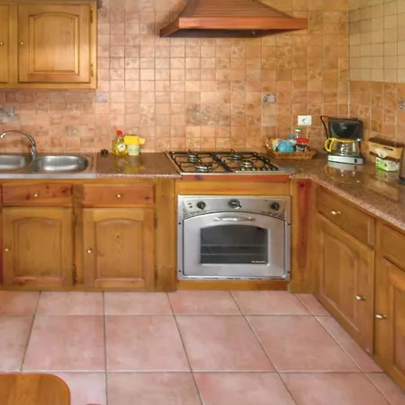 Cosy House Near With Shared Swimming Pool * Porto de Mós